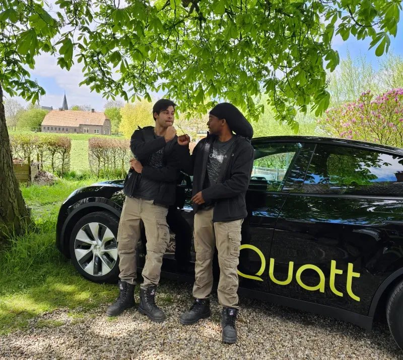 Marijn_Flipse's tweet image. Tientallen Quatt monteurs rijden dagelijks in Tesla Model Y’s door ‘t land om Quatt Hybrid installaties te doen.
Een Tesla ja ;) omdat wij willen we dat zij in een veilige, comfortabele, schone en vooral ook leuke auto rijden.
Ik geloof dat zij een drijvende kracht achter de…