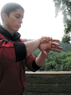 ymaadotcom's tweet photo. GOOD NEWS LEGACY: Body Conditioning - Wrist Training by Patrick Manriquez 
Highlights Include: Strength • Speed • Flexibility • Read More: 
https://t.co/oKlVGOKQbG 
#conditioning #bodyconditioning #training #wrist #strength #speed #flexibility #health #carpaltunnel #kungfu https://t.co/CVSegJbz0e