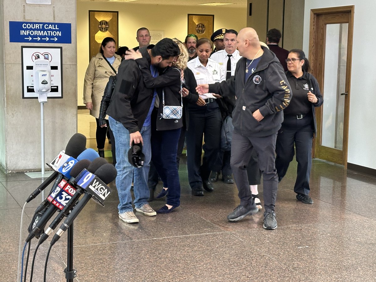 Chicago Police tweet media