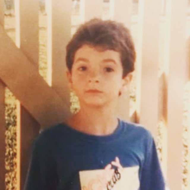 Em homenagem ao #diadascrianças uma foto da época que ganhei o apelido de Gustinho. 😍