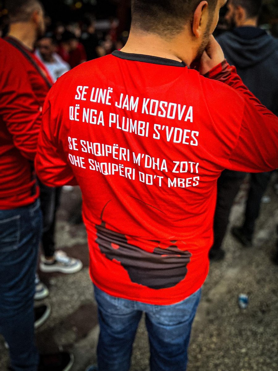 kosovarfootball's tweet photo. Fan tonight at Air Albania Stadium📍🇦🇱🇽🇰 https://t.co/R37TmnE0Ku
