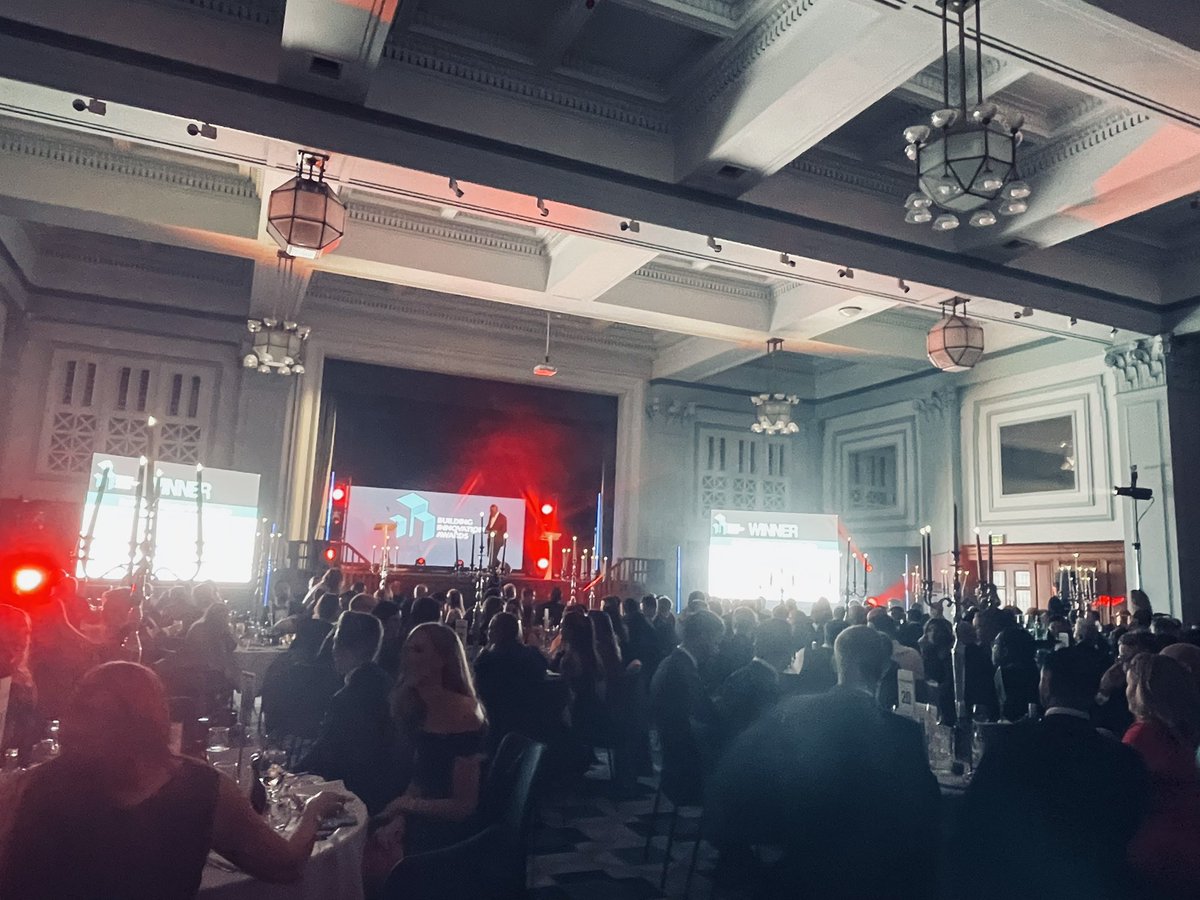 It’s a packed house here at the #BuildingInnovationAwards, impressive setting at the #KimptonClocktowerHotel 🤩 #BIAwards23