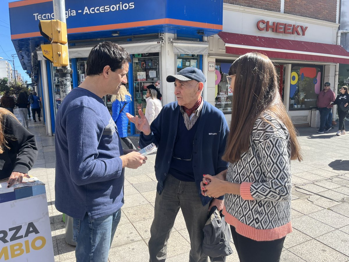 Seguimos llevando la fuerza del cambio a cada rincón de la Provincia. En Mar del Plata cada vez son más los que se suman para ponerle orden a la Argentina a partir del 22 de octubre.