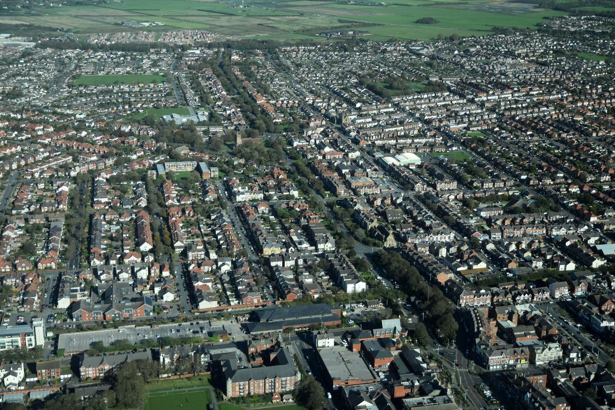 Lytham St Annes. Keep Tidy 🌅 tweet media