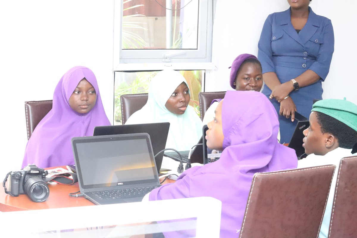 ActionAidNG's tweet photo. As part of our efforts to promote a One Global Campaign on Women and girls’ issues, ActionAid commemorated the International Day of the Girl Child with girls from Government Secondary School Gwarinpa and Government Secondary School Gwarinpa Estate to train them on various https://t.co/1psSua3Xo0