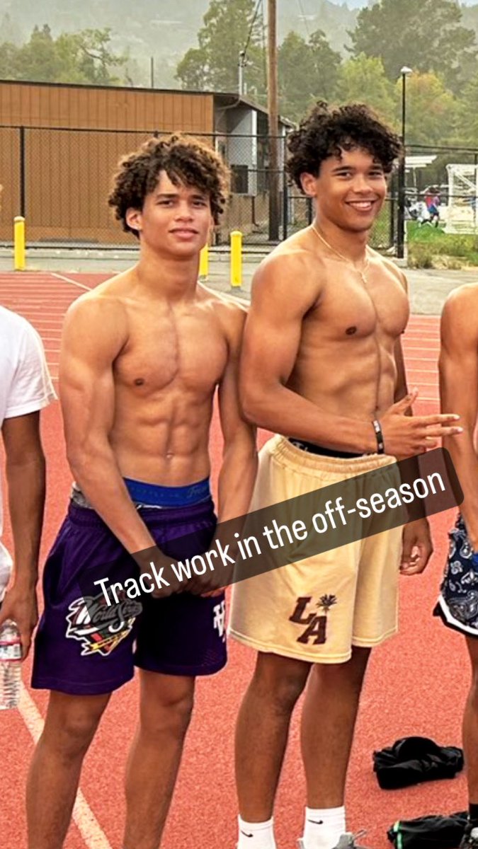 MsShannonmb's tweet photo. These guys have been eating clean and training a ton, and the consistency is showing. #hoopers #butlerboys ππ¨πͺ https://t.co/m5V07J7E8H