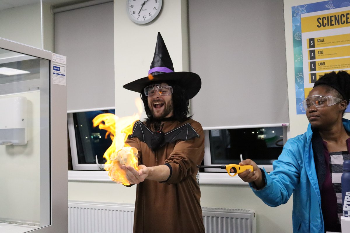 ChallneyBoys's tweet image. Everyone is having a flamin&apos; good time at our #OpenEvening2023.