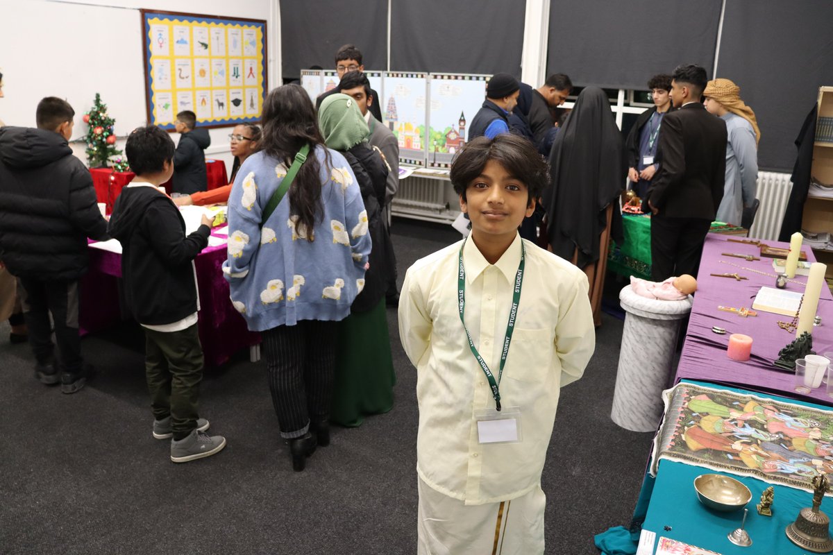 ChallneyBoys's tweet image. THANK YOU
We had a superb turn out for our #OpenEvening2023 tonight, thank you to all of our #ChallneyBoys community who took the time to attend - and also to our incredible staff and super 5⭐️ #ChallneyGentlemen who helped with the event and made us very proud indeed!