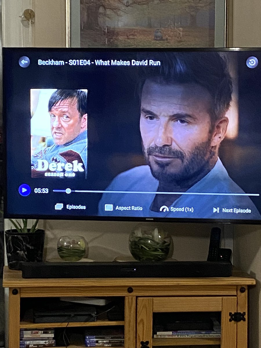 JamieMiles29's tweet photo. @rickygervais the resemblance is uncanny 😂 https://t.co/xZyIlAQZ7W