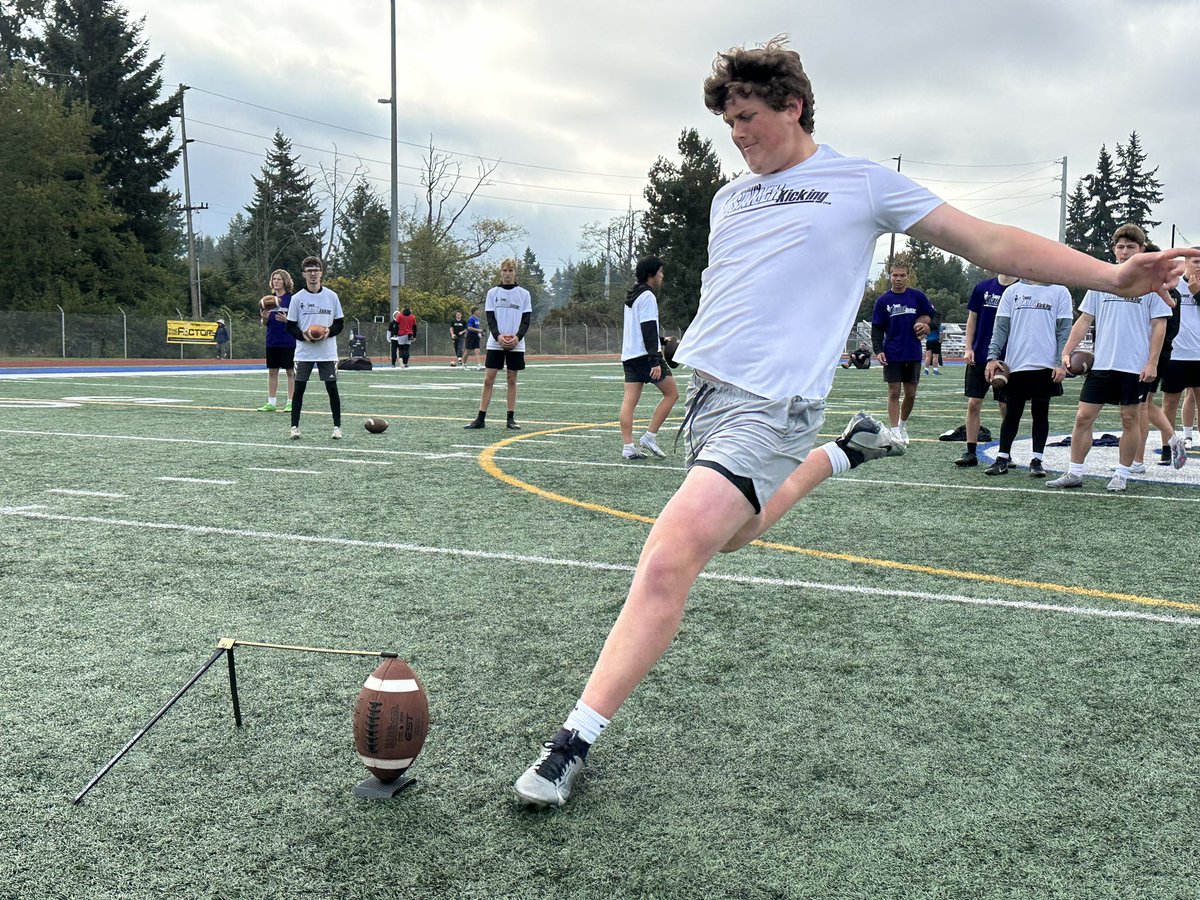 Chris_Sailer's tweet photo. Exposure! The Class of 2025 Rankings are now updated post WA Fall Camp... K. Peters, Hughes, Graziano, Livingston, Ferencz, Leverett, Fratzke, J. Peterson, Reeves, Voce, Velasquez, Sala Ruiz, Colson, A. Larsen &amp; More: https://t.co/LupyHtp8fs Up next, Class of 2026. #TeamSailer https://t.co/3OqNX4ZXVa