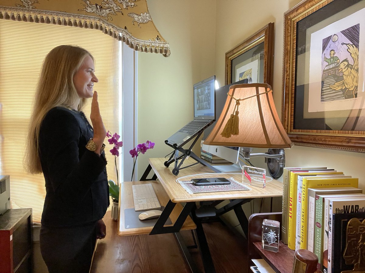 Laurie Funderburk tweet media