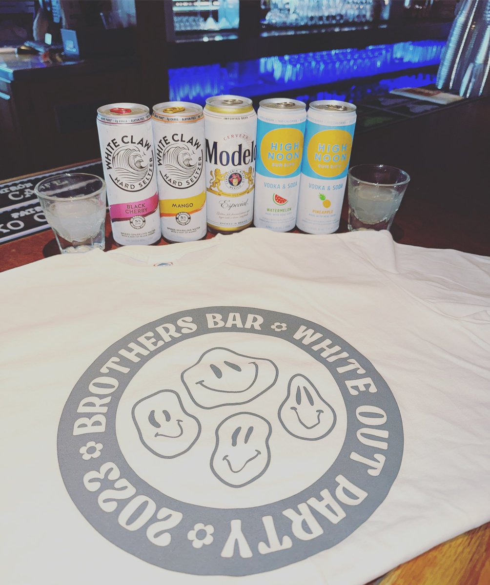 Come out for the WHITE OUT PARTY tonight! There will be FREE Brothers themed T SHIRTS GIVEN AWAY, White Claws, White Gummy Bear shots, High Noon buckets, AND MORE!!! #brotherssouthbend #brothersbarandgrill #brothersbar #thursdaynightfootball #thursdayvibes #ndvsusc #southbend