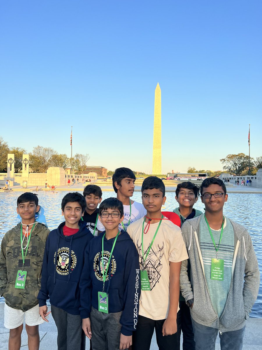 WWII, Lincoln Memorial, Vietnam Memorial, Korean Memorial- views of the Washington Monument #HyattsDC2023