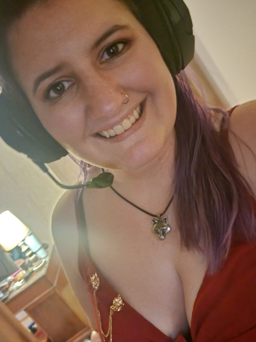 mama_clueless's tweet photo. Dbd till 11pm! Come chat and chill! #chat #chill #Twitch #live #est #come #hang #dbd #with #friends #dbd #gaming #cluelesswolfhunter #clueless https://t.co/mfWocTd0JH