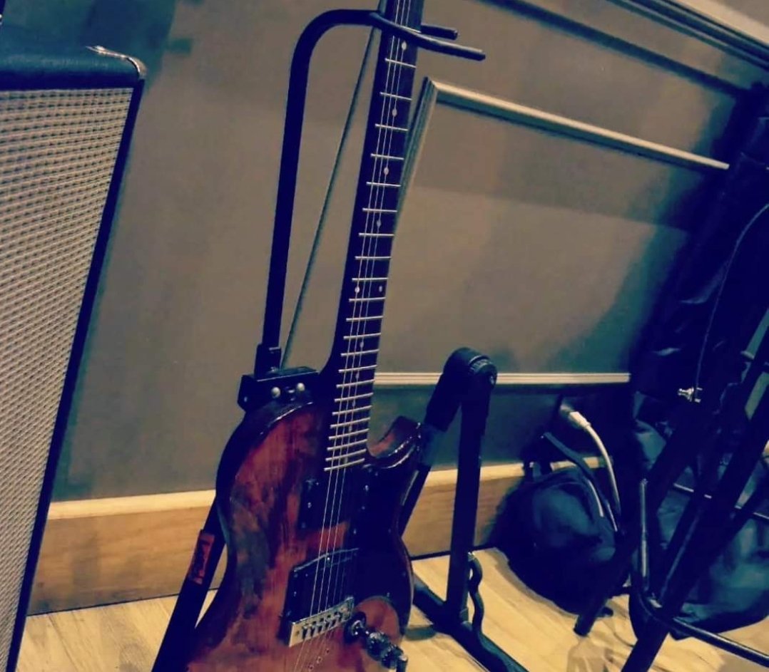 kickdelbianco's tweet photo. Me encuentro ensayando cada una de las canciones que se van a cantar en Rockland México. La mejor de la vibra para cada uno de los músicos que participan 

#kickdelbianco #livemusic #rockenespañol #RockArgentino #NuevaGira #mexico #MalaVidaTV
@rocklandmexico @arenacdmx https://t.co/VOhNsKaddL