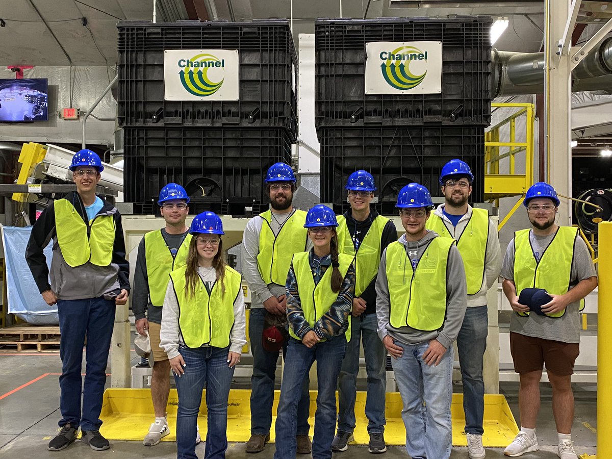 Jody Herchenbach (@jodyherch) on Twitter photo Took our <a href="/UNKearney/">University of Nebraska at Kearney</a> Agribusiness Management class and a few of our Agribusiness Club #students out to the <a href="/Bayer4Crops/">Bayer | Crop Science</a> production facility in Kearney for a tour this afternoon! I always love seeing the technology in action that is used to process seed corn! Thanks for having us! Took our <a href="/UNKearney/">University of Nebraska at Kearney</a> Agribusiness Management class and a few of our Agribusiness Club #students out to the <a href="/Bayer4Crops/">Bayer | Crop Science</a> production facility in Kearney for a tour this afternoon! I always love seeing the technology in action that is used to process seed corn! Thanks for having us!