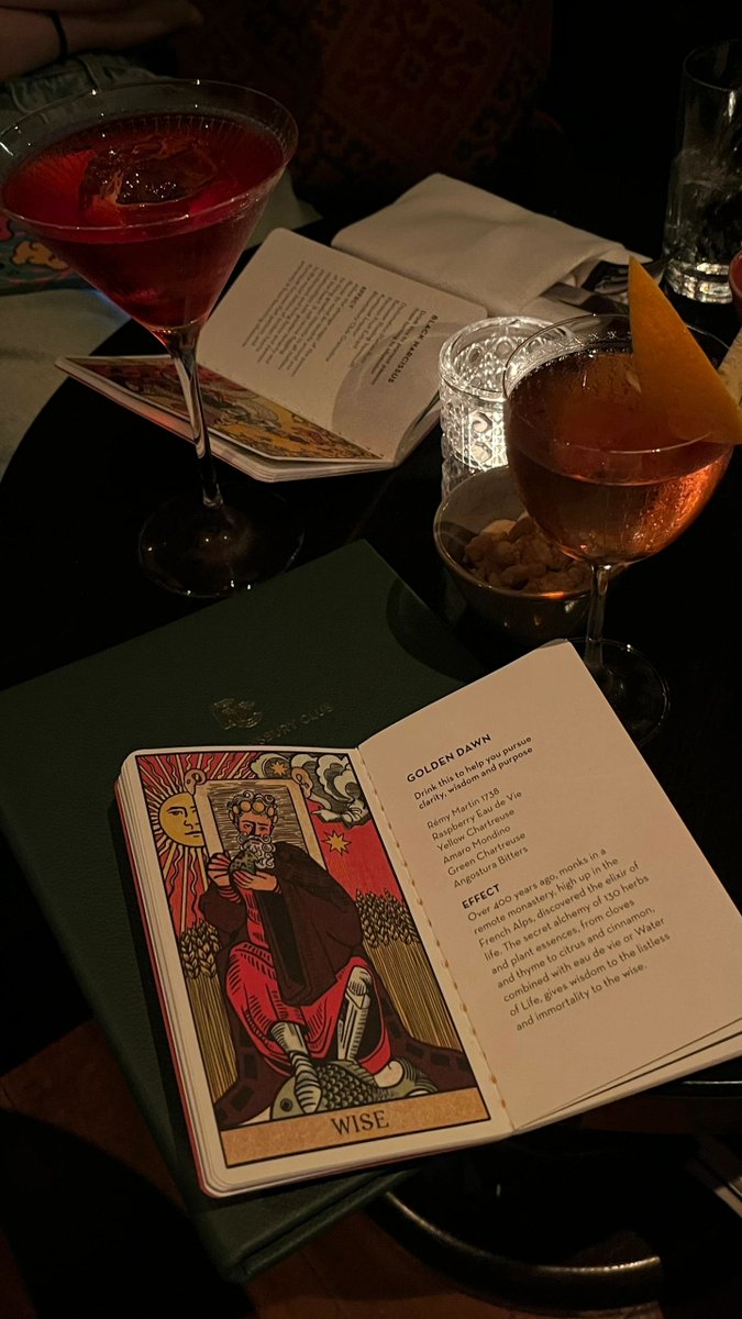 ladyick4real's tweet photo. The Bloomsbury club, London tarot card bar Addition to the Tarot card specials, there are also classic cocktails,. I ordered a drink, and it was surprisingly delicious. https://t.co/5rSy9JgNS5