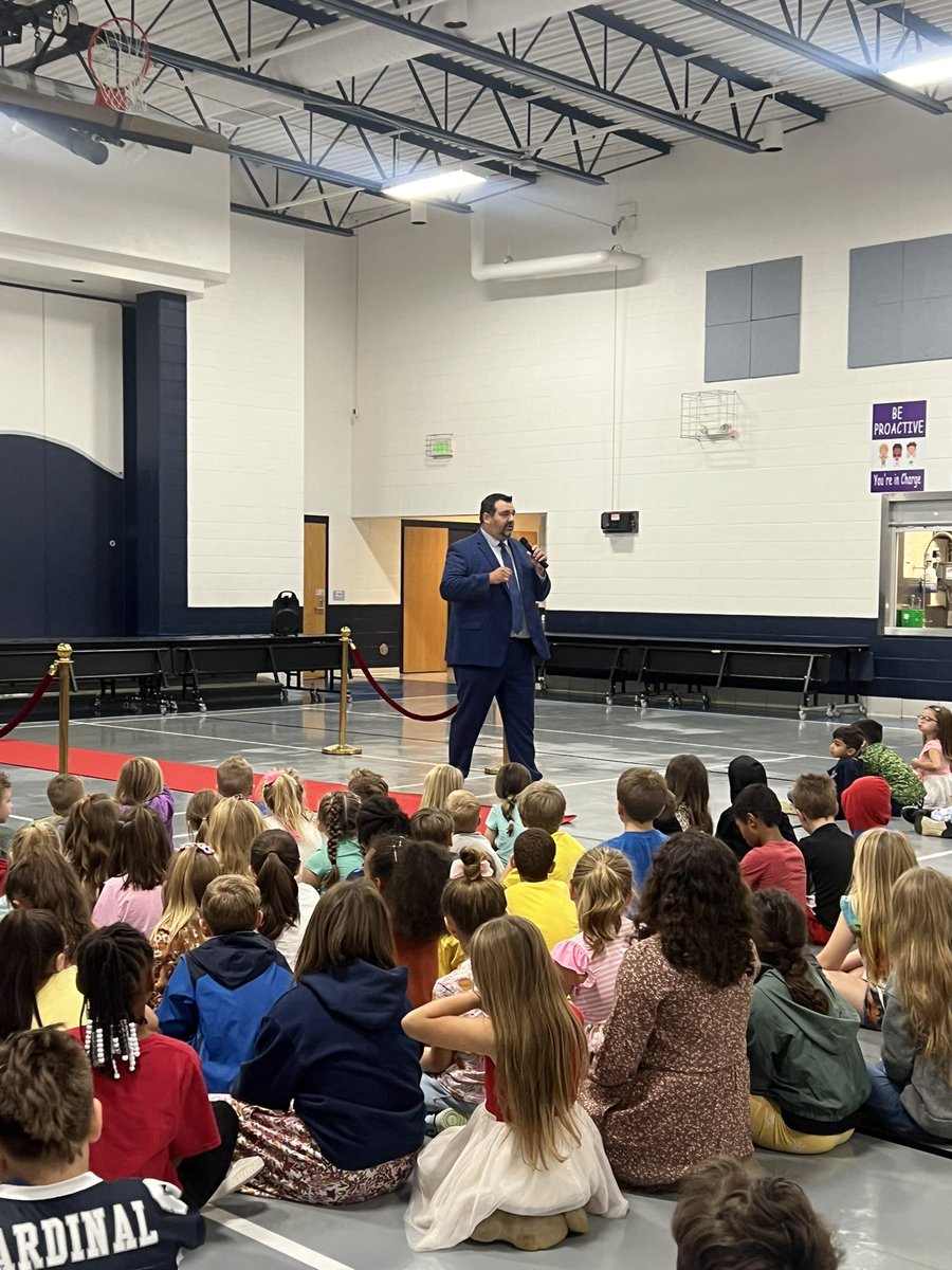 A2: Our parent group is amazing. They put on so many fun activities to promote our school and wellness for kids. We also invite community members in for our Red Carpet Rally to share how they use 7 Habits in their life. Kids love it!  #memspachat