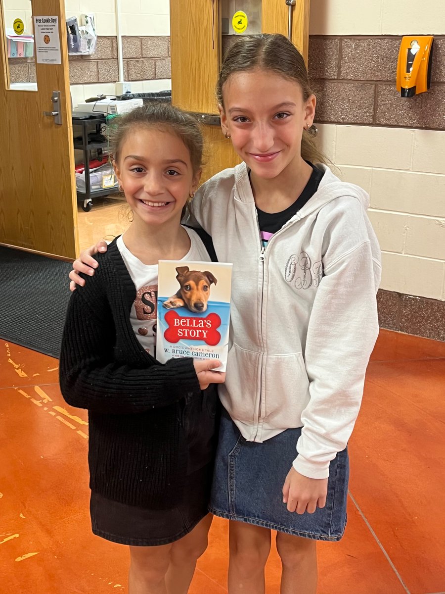 Congratulations to our Tiger ticket winner today! Keep working hard friends so you can be the next one to come to the book vending machine!! 🐾📚