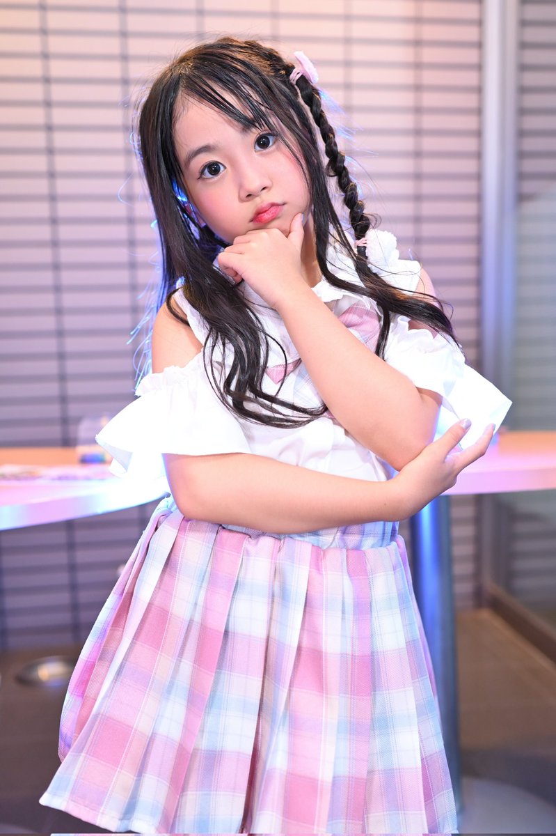 s07190222's tweet photo. 2023年9月17日 東京アイドル劇場 高田馬場③
#ゆな
#7piece
#天使
#エース
#凰
#ポートレート
#アイドル
#モデル
#Godox
#3灯 https://t.co/Bj1APeH63z