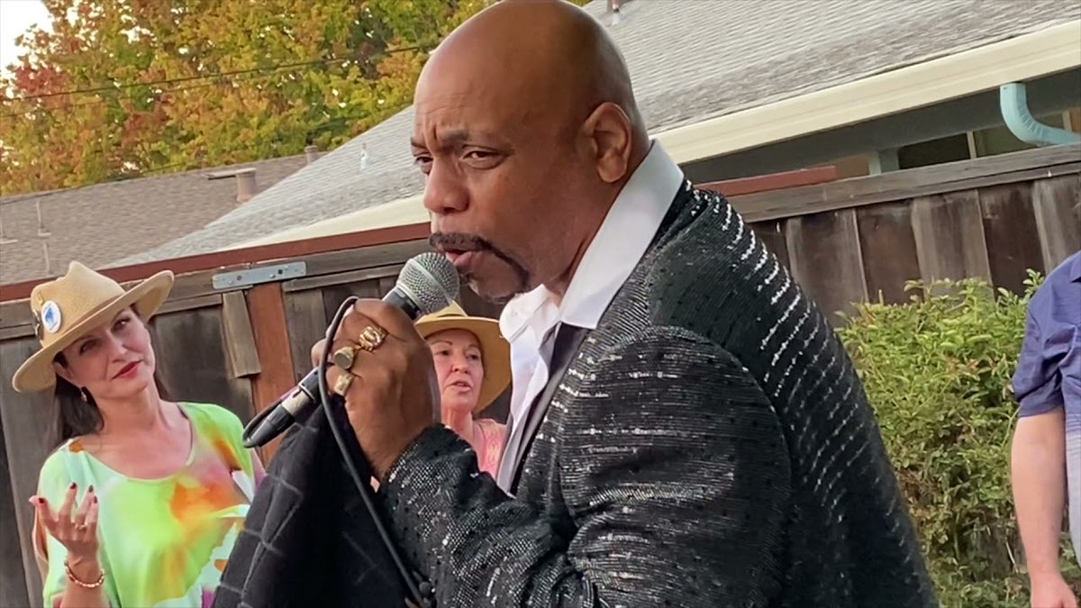 Today's review is "From The Soul" in every sense of the word. Marcel Smith is the real deal. Check it out, and if you like what you read, please consider subscribing. It's free and I write about music frequently.

professorjohnnyp.substack.com/p/marcel-smith…