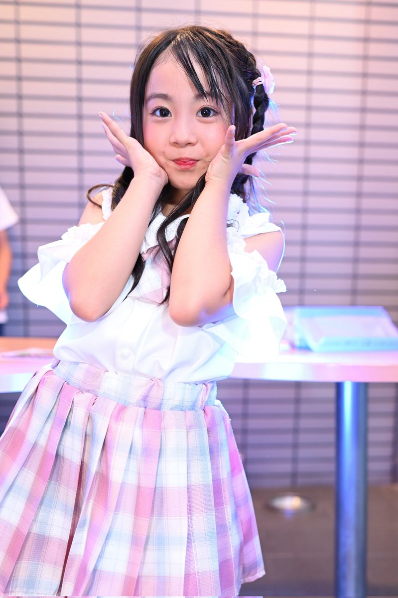 s07190222's tweet photo. 2023年9月17日 東京アイドル劇場 高田馬場①
#ゆな
#7piece
#天使
#エース
#凰
#ポートレート
#アイドル
#モデル
#Godox
#3灯 https://t.co/oyQG4kplBD