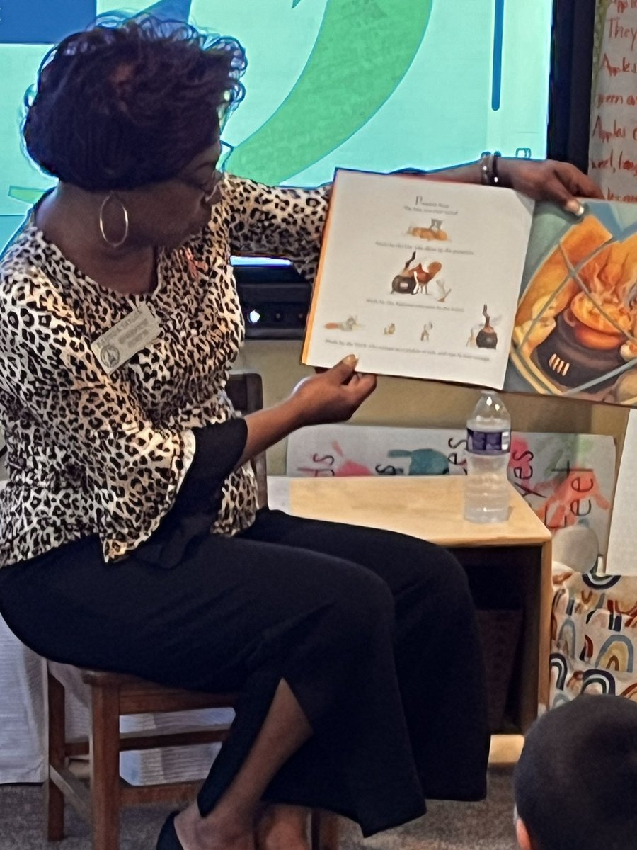 RCPS_EarlyLearn's tweet photo. @RCPS_EarlyLearn
Hosted Rhonda Taylor for Georgia Pre K Week.
#GAPreKWeek #prek #prekweek #earlylearn https://t.co/Z2EpjGoHB9