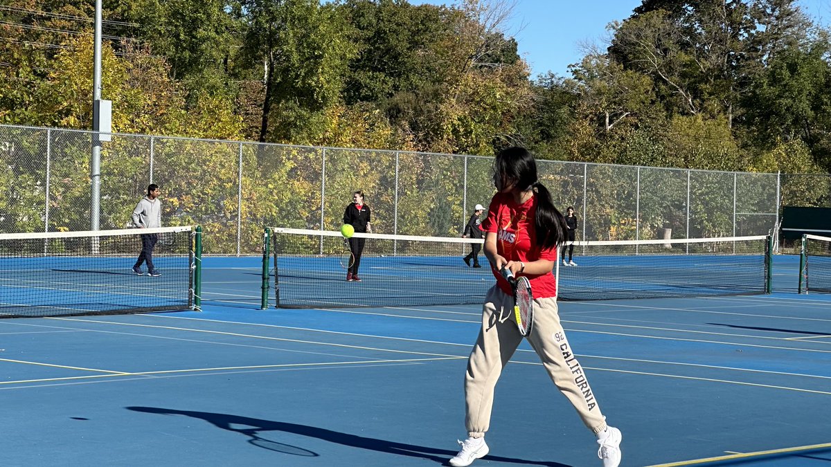 ••• Andrea G ••• tweet media