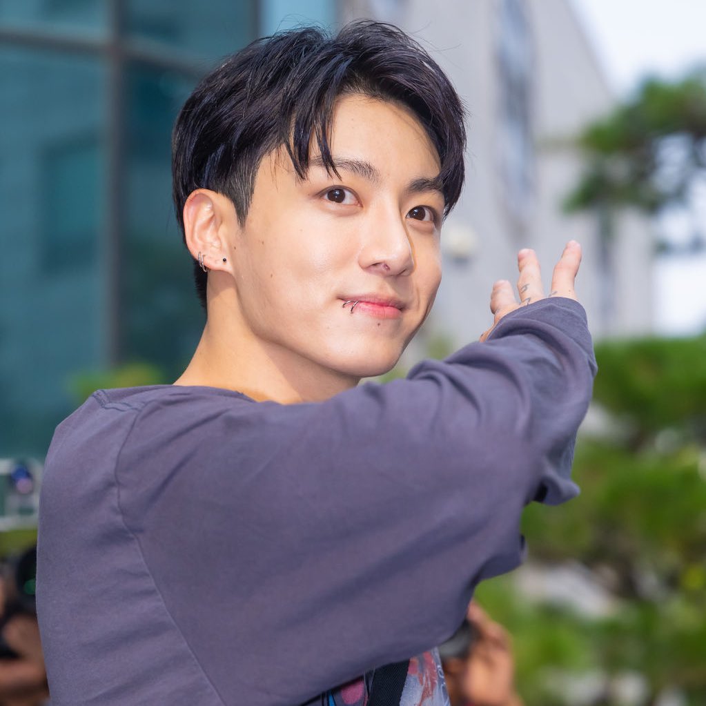 chartjungkook's tweet image. FATHER