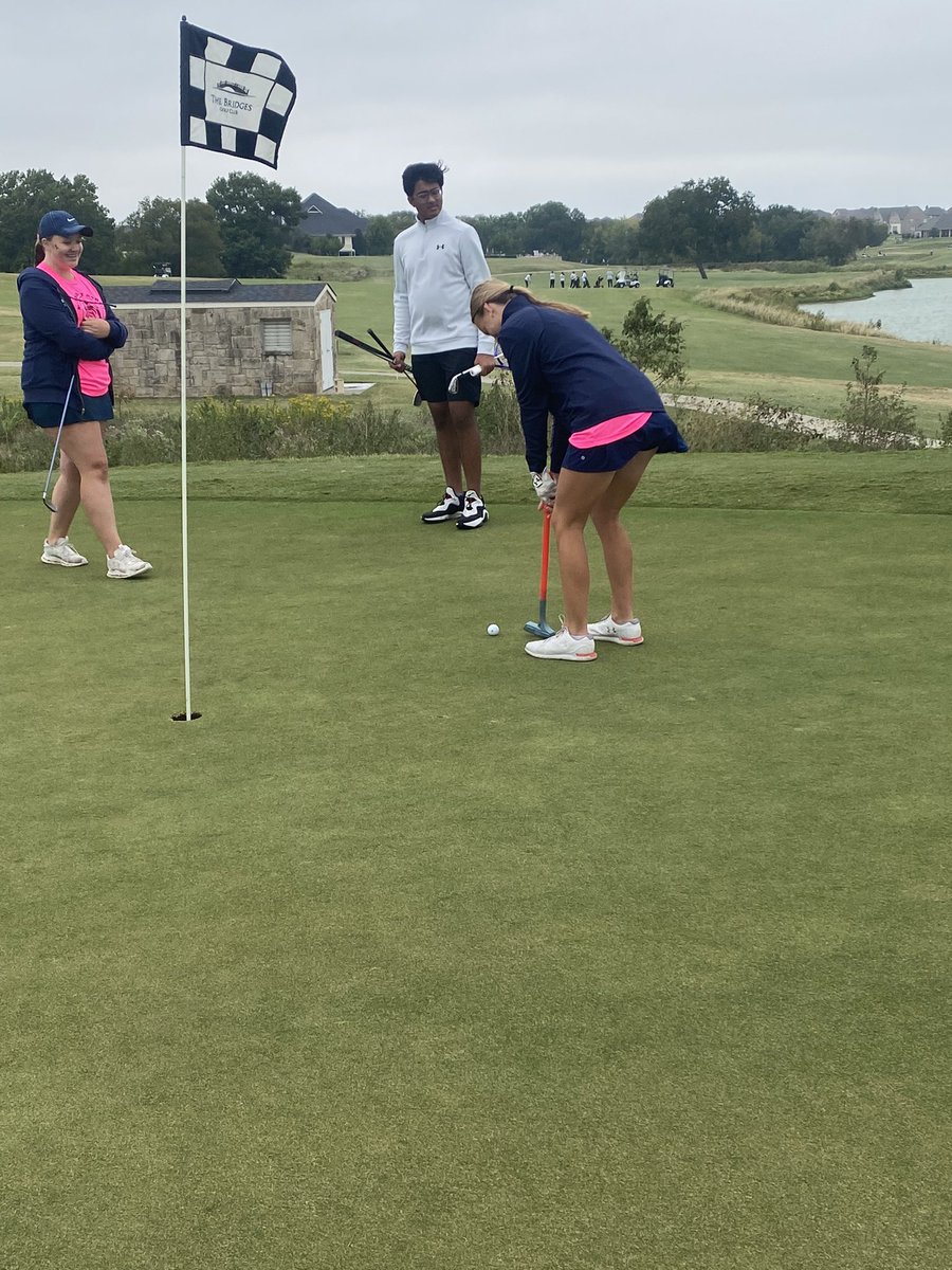 NorthGolfCoach's tweet photo. The Varsity girls had some fun and crazy shots at the Pink Golf Fore a Cure tournament today! https://t.co/hAo0SDsIKX