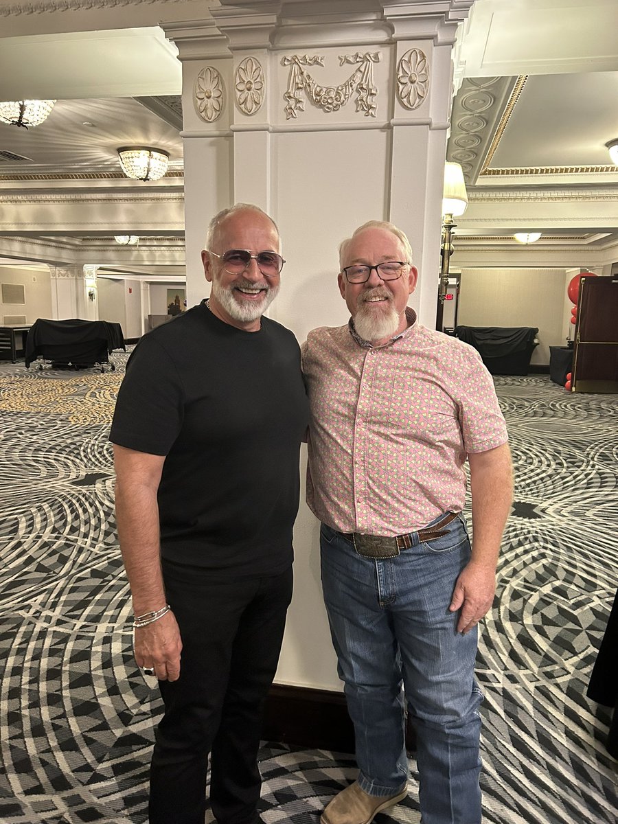 So happy to run into my old friend Mike Hall <a href="/strongfathers/">Strong Fathers</a>  #nfesummit