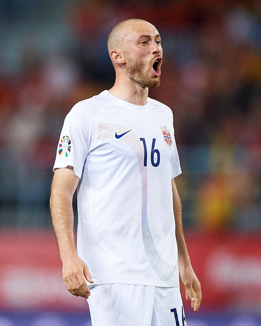 1 golo.
1 assistência.

O melhor norueguês da atualidade 🇳🇴