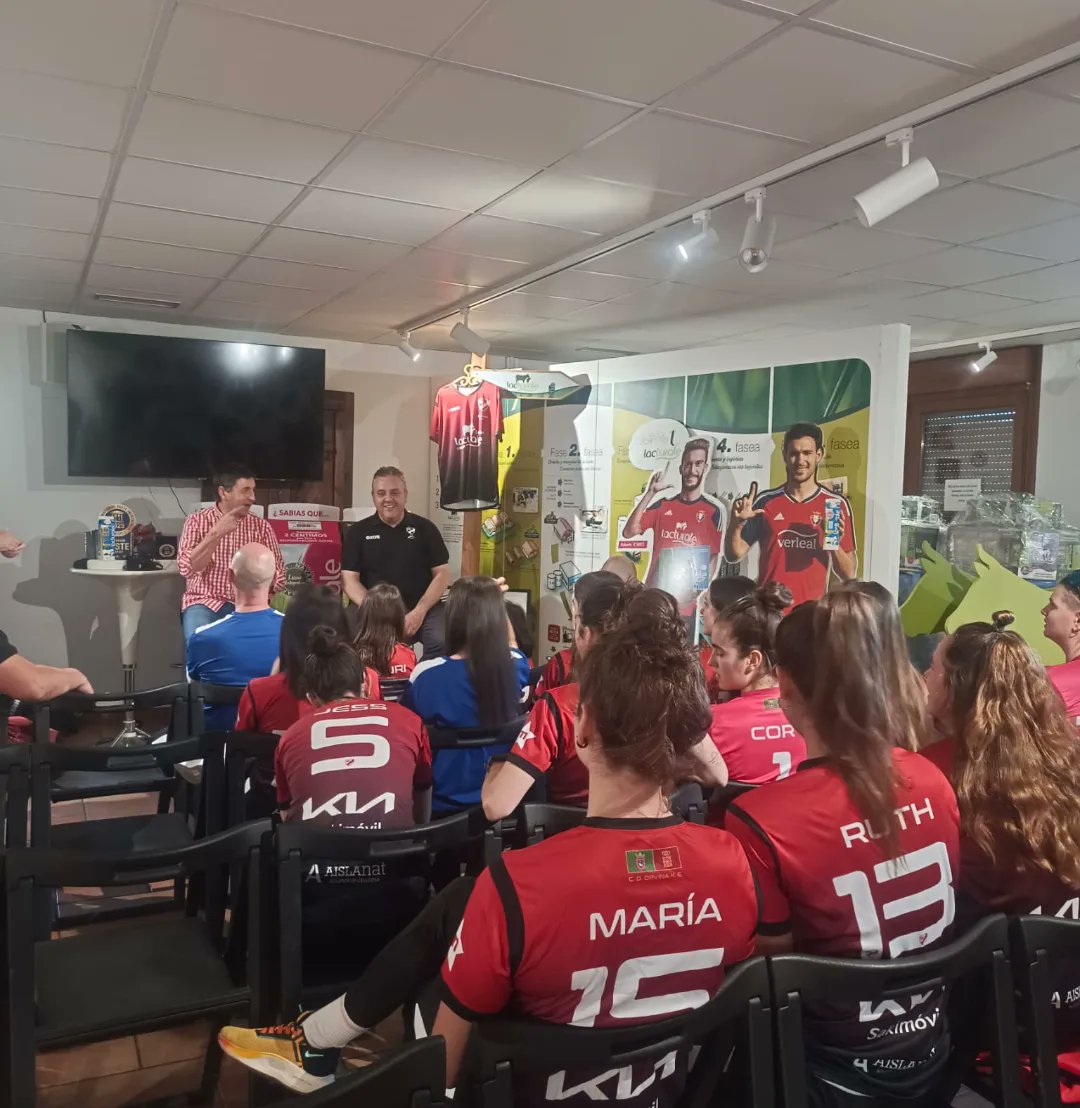 cdorvina's tweet photo. Ayer fuimos a @Leche_Lacturale para la presentación del 1er equipo.

Un año más confiamos en @lacturale y en toda su gama de productos como principal soporte del club. 
Lacturale y CD ORVINA KE sabe a .... É X I T O !! 🚀♥️💚🐮

#lacturalerovina
#SomosLaLeche #futsalfemenino https://t.co/MZMO9OTSyL