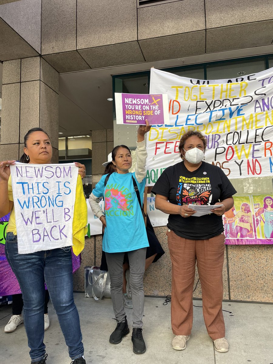 CADomesticWrker's tweet photo. WE ARE POWER
WE DESERVE SAFETY &amp; DIGNITY
WE WILL KEEP FIGHTING ✊🏽❤️‍🔥

#MyHealthMyDignity 
#Shame @CAgovernor https://t.co/uayEDS8umF