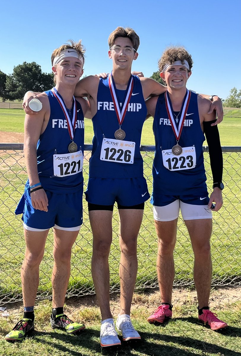 FrenshipX's tweet photo. District 2-6A XC CHAMPIONSHIP

Varsity Boys: Runner-Up
🌟Regional Team Qualifiers
🥇Blake Morrison-District Champ
🏅8th - Cade Franklin
🏅10th - Brett Cram

Varsity Girls: Runner-Up
🌟Regional Team Qualifiers
🥈2nd - Zyla Deshone
🏅8th-Lauren Griffith
@FrenshipSports https://t.co/8gKi0svslq