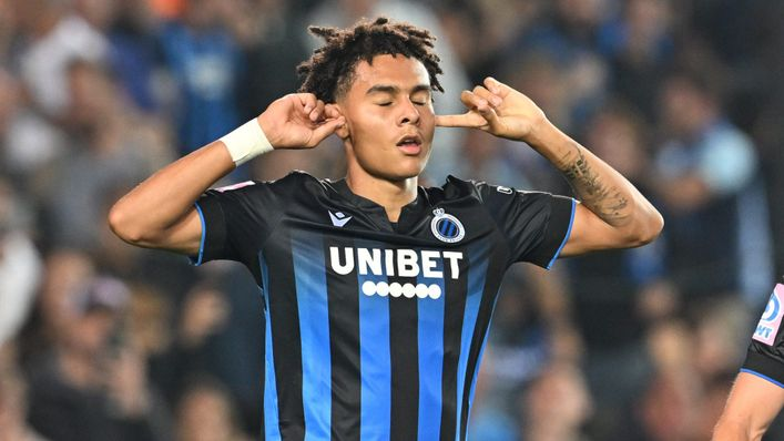 DataScout_'s tweet image. 🇳🇴 Antonio Nusa est peut-être le joueur qui se rapproche le plus de ce que Neymar pouvait réaliser quand il était jeune.

Il n'est pas encore dans le radar des grands médias car norvégien jouant en Belgique, mais préparez-vous.

Seulement 18 ans, et il est déjà en train de mettre…