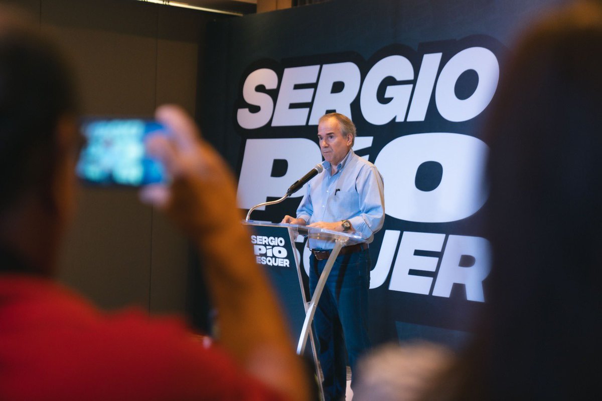 Hoy doy un paso al frente… quiero ser senador porque tengo la voz completa, porque no tengo compromisos con nadie más, solo con Sinaloa y tengo la absoluta libertad de representar genuinamente los intereses de las familias sinaloenses. 😎🐣🐥 #Sinaloa