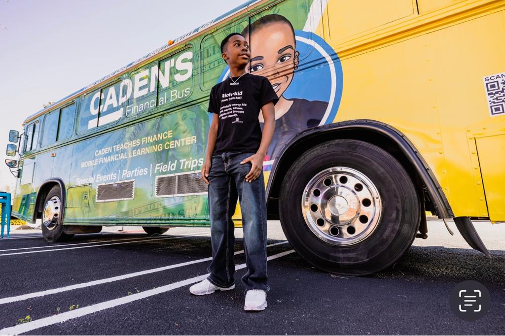 Goodable's tweet photo. This is Caden Harris.

Last year, he turned an old school bus into a travelling financial literacy bus, teaching thousands of children about financial management.

This month, he graduated high school.

He's only 13. https://t.co/1bSkXoTcjq