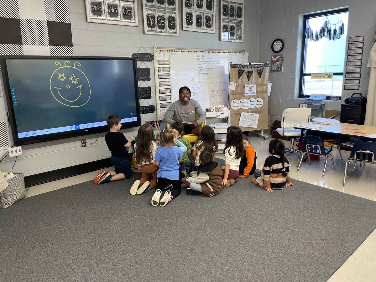 Maryville College Scots Basketball tweet media