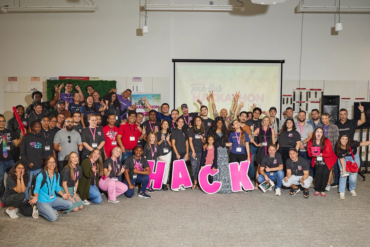 Rebecca Bakels tweet media