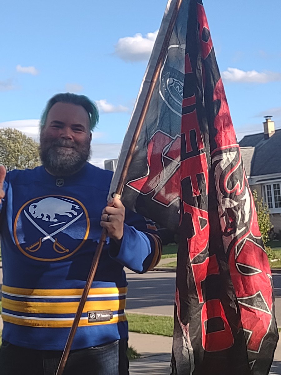 drhensjog's tweet photo. #SabresRollCall #LetsGoBuffalo https://t.co/8jfRtYjslm