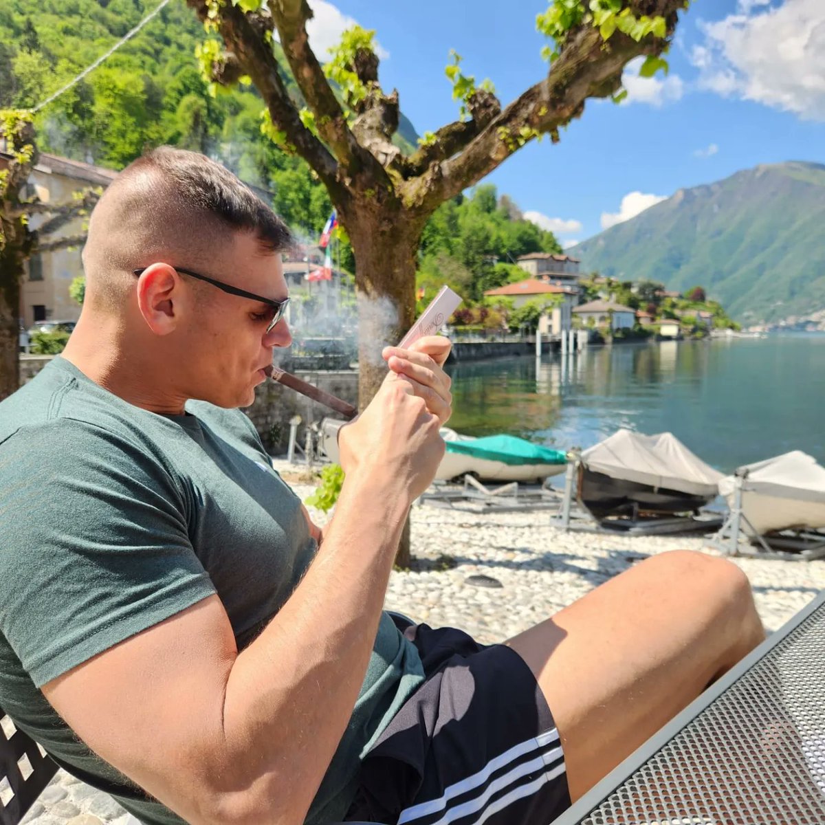 Yo después de ser una rata absoluta de John Cena toda mi vida y defenderlo a muerte viendo cómo la propia WWE le llama "GREATEST OF ALL TIME"