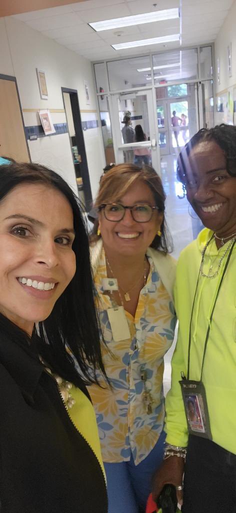 Neon colors are in today at CMA because attendance matters! #CrowleyISDAttendancematters