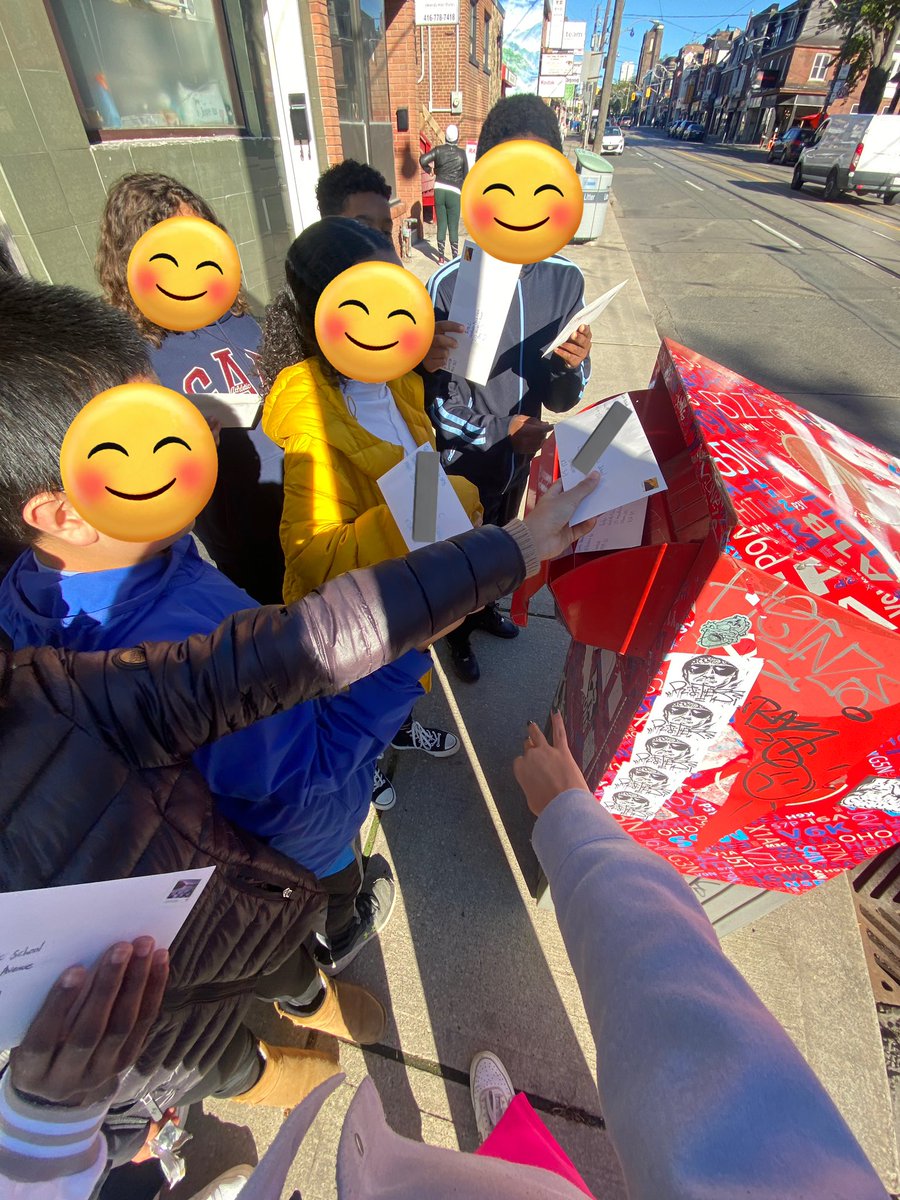 This morning 7F eagerly mailed their letters to their pen pals in Ottawa to introduce themselves in French! <a href="/queenA_ms/">Queen A</a>