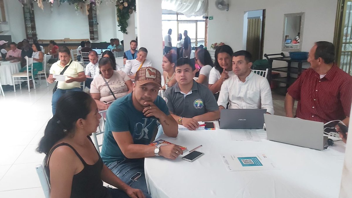 📍Hoy en el Bordo, cabecera del municipio de el Patía, sur del Cauca, se desarrolla el encuentro ‘Tejiendo Caminos Populares de Paz desde los Territorios’, donde se conforman las mesas que buscan fortalecer las capacidades de las comunidades en el seguimiento a los #PDET.