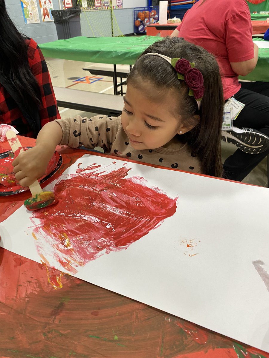 Ms. Cook tweet media