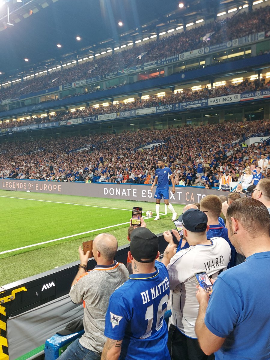 Loftiniho's tweet photo. @footballtweet https://t.co/nysFb2yId4