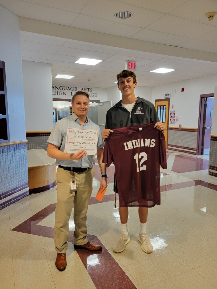 LehightonHighSc's tweet photo. Today are senior football players paid a visit to the teacher who they felt inspired them the most… great experience for all @LehightonFB - thank you Coach McCarroll and the parents club for making it happen!!! #payingitback https://t.co/RciNOmvaMA