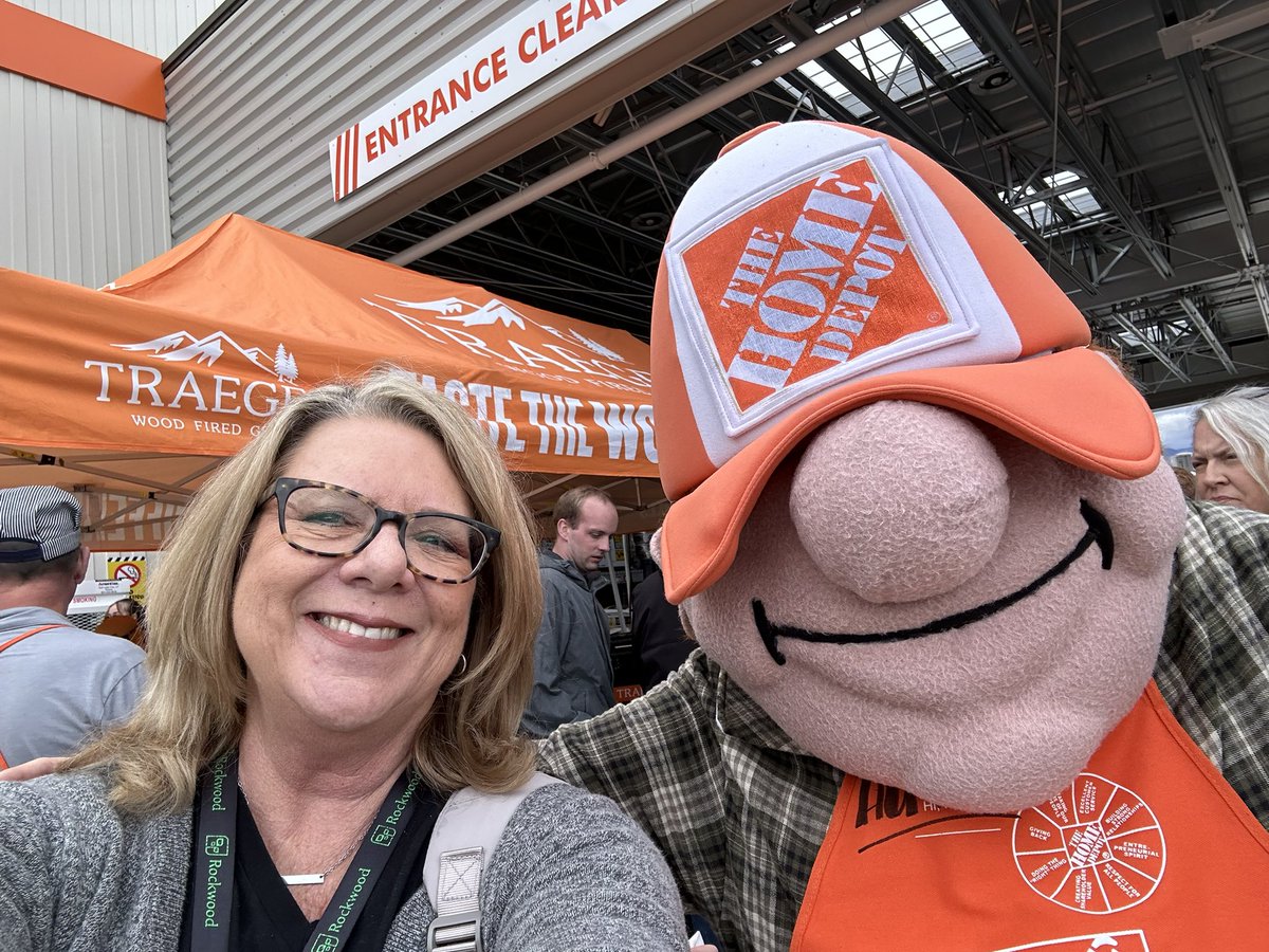 🚨New <a href="/home/">Geneia@home</a> depot store alert in Utah- Saratoga Springs 4461🚨

Our Rockwood Design Consultant Kim D celebrates with the famous Homer!

What a great day🎉
