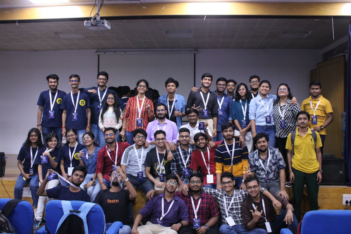 that_webdev_guy's tweet photo. From being an event attendee to organizing one of Kolkata's largest Open Source gatherings, this journey has been amazing!
Big Thanks to @DevDotCommunity, Noob Code, RCCTechz, @gdsc_rcciit, and sponsors @quine_sh &amp; @fastn_stack.
Grateful to our speakers!
250+ attendees joined us https://t.co/vthkqyEK82